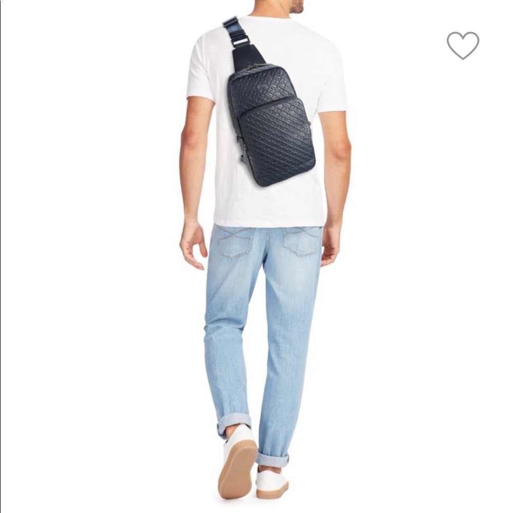 New Hugo Boss Shoulder Sling Bag Leather Unisex Men Women Embossed Logo $395